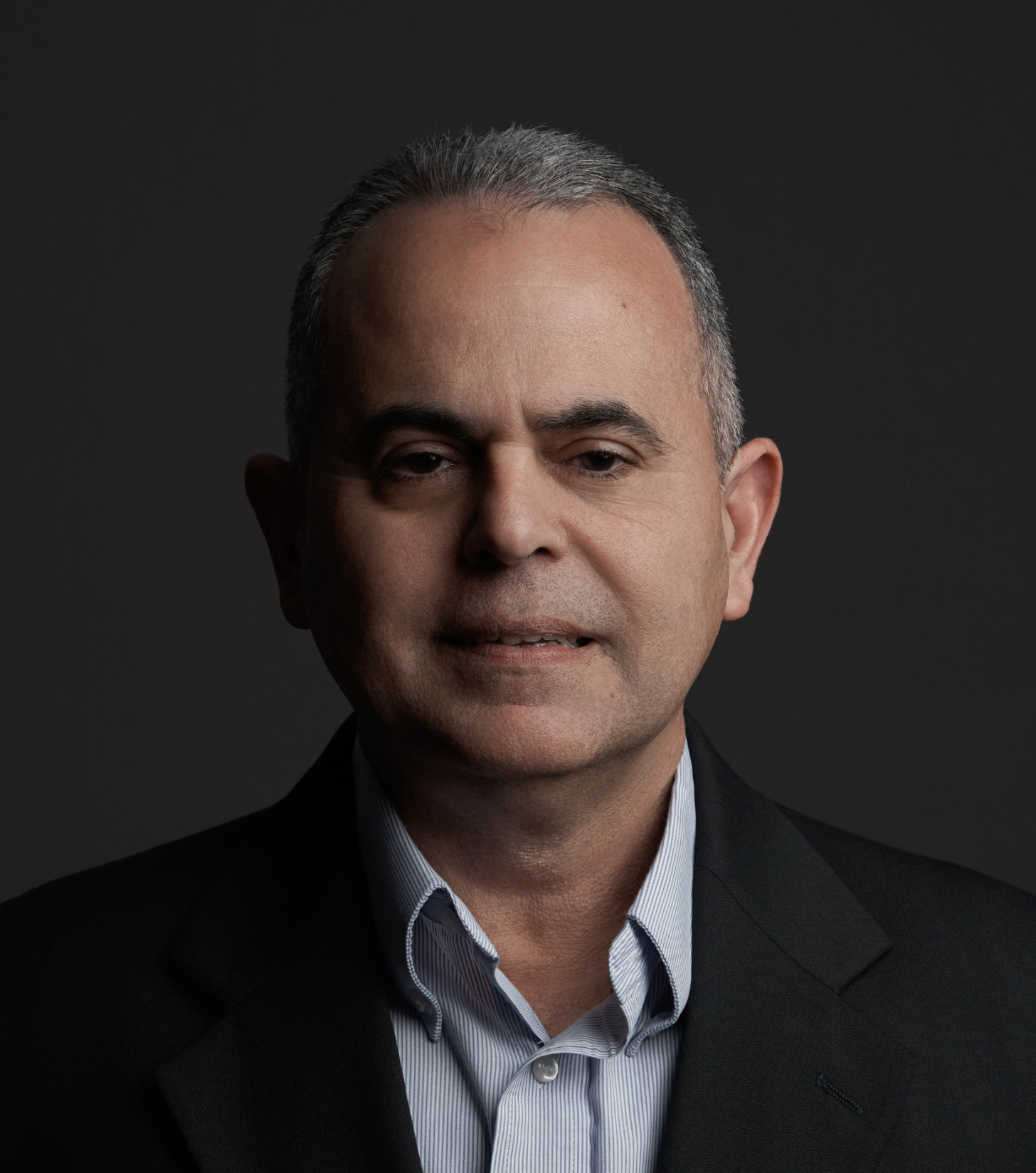 hector llanes